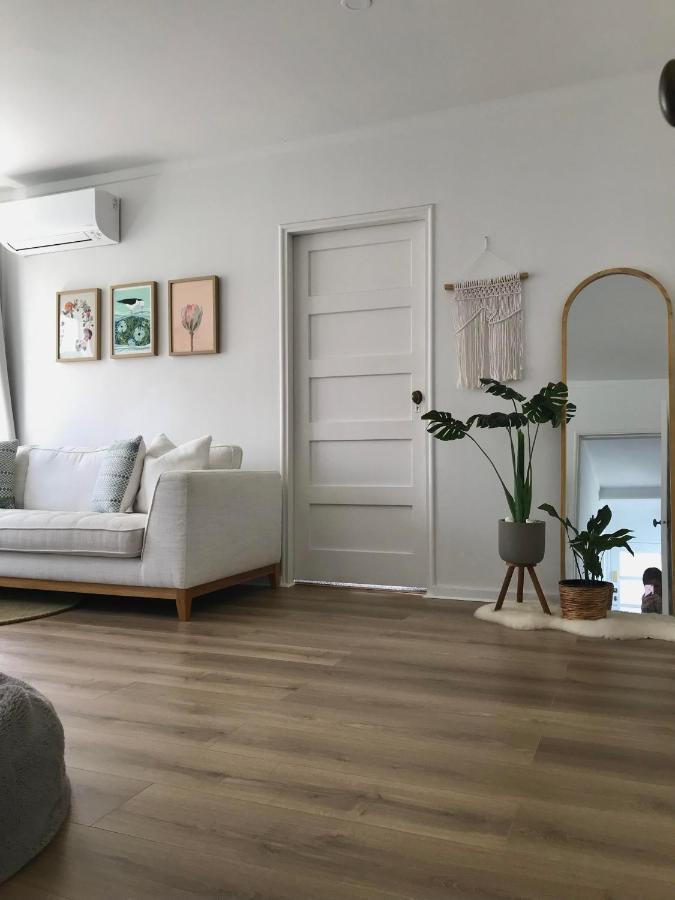 Bright & Comfy Stay In Newly Renovated Home With Parking Auckland Kültér fotó